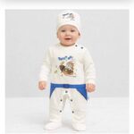 Combinaison Bébé Avec Chapeau Élégant