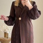 Robe Femme Plissée Rayée À Bouton Unique
