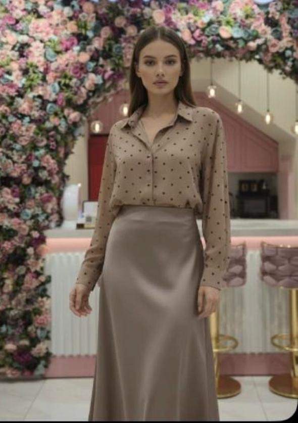 134 Ensemble Chemise À Pois Et Jupe Femme – Image 1