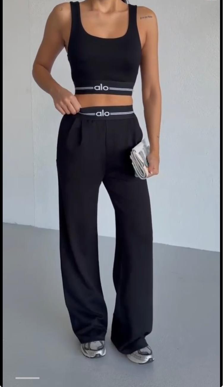 159 Ensemble Bustier Et Pantalon Femme Élégant – Image 1