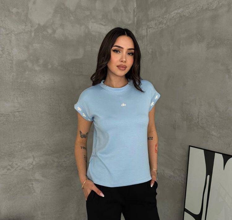 163 T-shirt Femme À Manches Japone – Image 1